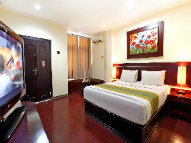 Adi Dharma Hotel Legian Exterior photo