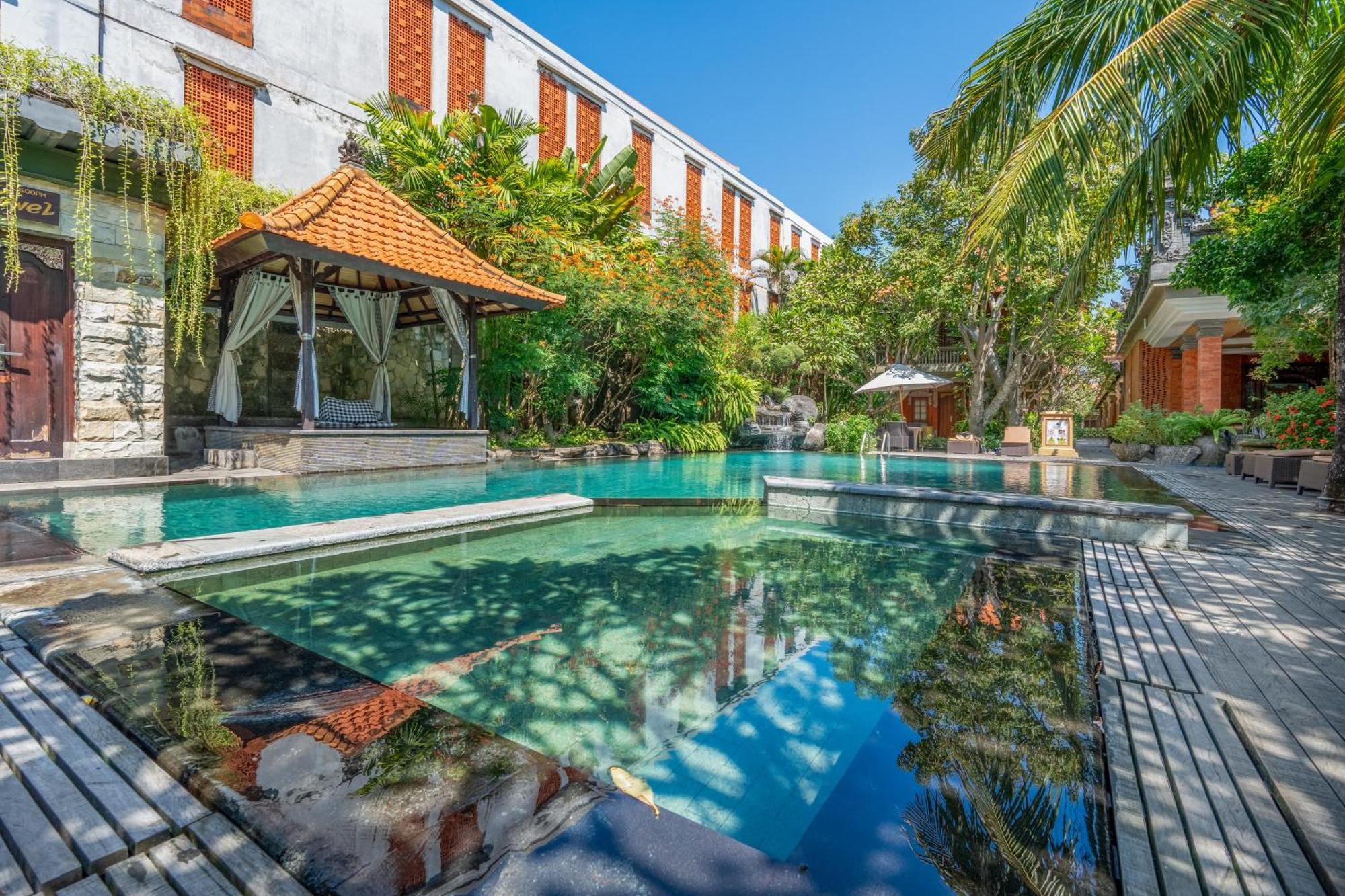 Adi Dharma Hotel Legian Exterior photo